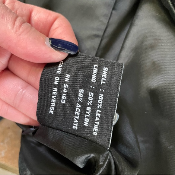 Kenneth Cole Black leather jacket. Extra small - Picture 2 of 3